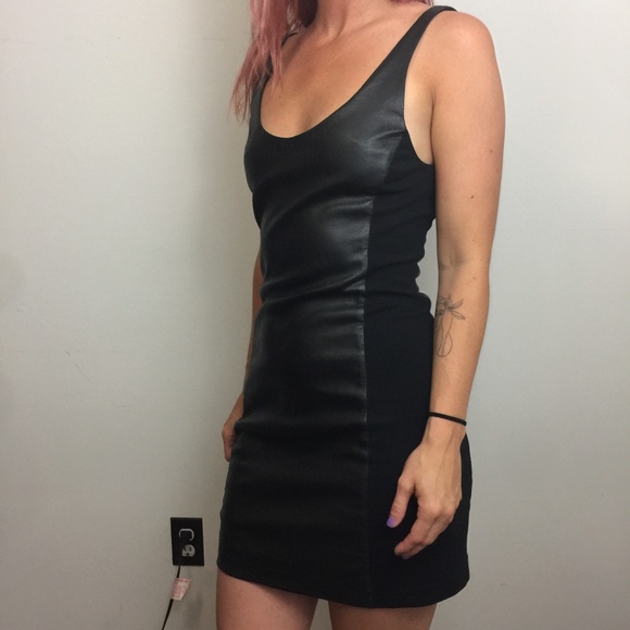 Free People Dresses & Skirts - Free People Leather Panel Bodycon Cute Mini Dress